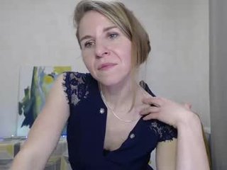 violetcamellia cam mature loves took his erected sausage into her wet pussy and asshole online