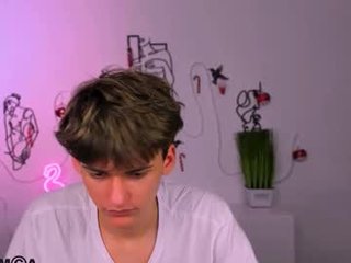 fose_di horny couple adores fucking online