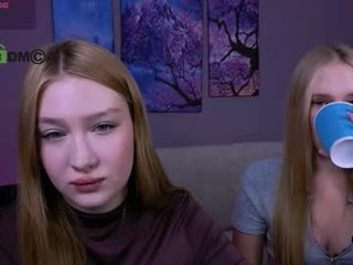 effysosweet naked blonde cam babe with ohmibod online