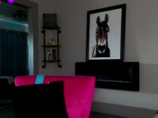 daisy_dove dirty webcam mature gets her asshole ohmibod inserted