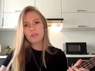 lourdeswaggoner blonde cam babe presents kiss show online