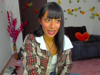 tournesol_32 cam girl fucks in various positions and gets a facial online