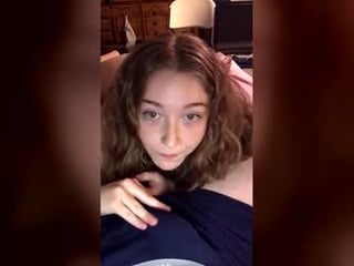 foxyred63 cam couple loves kiss and fucking online