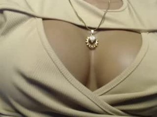 lick_my_tits22 cam girl presents anal squirting with ohmibod online