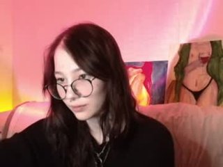 kitty180 teen cam babe wants to be fucked online as hard as possible