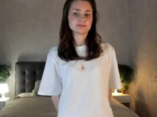 oscarheberle brunette teen cam babe plays with her tight asshole with ohmibod