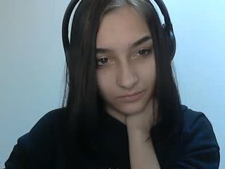 veryveryshygirl naked cute cam babe in the chatroom wants a holiday fucking with ohmibod