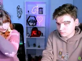 loya_best nasty cam babe welcomes ohmibod to her asshole