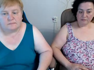 hotfiremommy cam babe gets her ass fucked hard