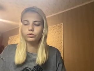 tondamumpower naked teen cam babe loves kiss, licked slits and pink clits on a sex cam
