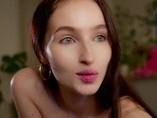 sexxxteasy cam babe gets the best ass massage with ohmibod