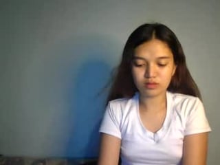 juicyy_ann teen cam babe spread her legs to get her holes good fucked online