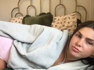 stacywithuu cam girl gets her ass hard fucked by her partner