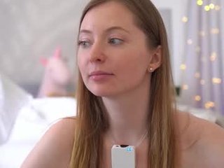 moan_elisa sexy cam girl fucked and squirts with ohmibod