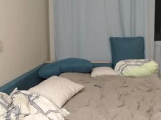 mickeymomouse russian cam slut enjoying rough sex with ohmibod