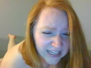 rubydawn cam girl loves bangs her shaved pussy with sex toys online