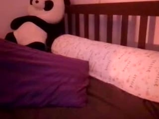 meltednorth6 cam babe likes squirting after getting pleasure from masturbation
