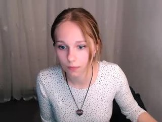 pixel_princess_ teen cam girl pleasing her pink pussy with a favorite sex toy on cam