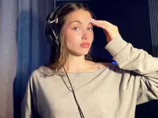 veluxe naked teen cam babe loves kiss, licked slits and pink clits on a sex cam