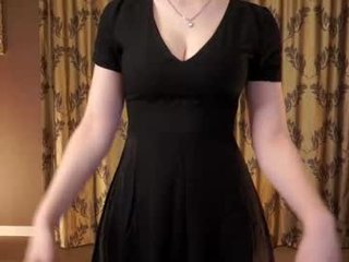 darbyreckard naked teen cam babe loves kiss, licked slits and pink clits on a sex cam