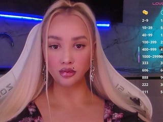 in-your-fucking-mind blonde cam girl presents live sex fuck show with ohmibod