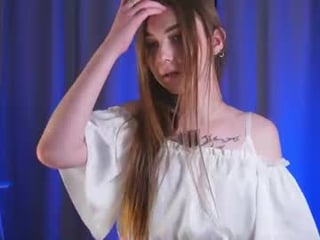 lilith_sable teenage cam girl plays with her ass hole with ohmibod inside