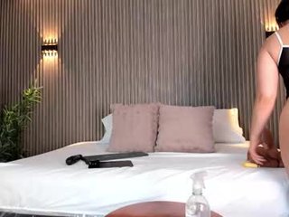 alicehanz_ after hot anal live sex cam babe massage their wide ass hole