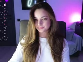 edaflower teen cam girl plays with her tight pussy with ohmibod