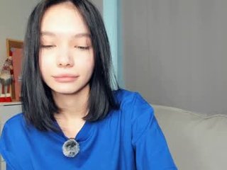 rizz_ky nude cam babe throat abused while holding her own feet online