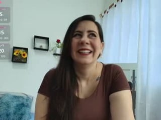 sophie_tyler25 after hot anal live sex cam babe massage their wide ass hole