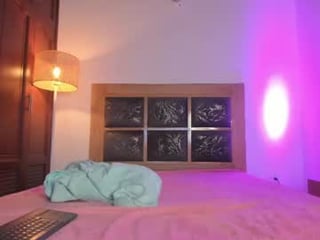 chloe_secret_ cam babe gets her ass fucked hard