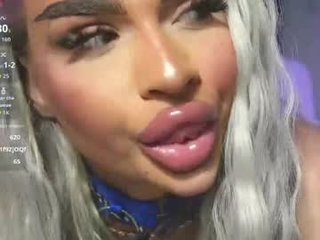 chrystalcade blonde cam babe gets her pussy penetrated and masturbated with ohmibod