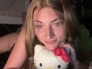 lynnxadams teen cam girl plays with her tight pussy with ohmibod