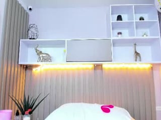 natalywilliams after hot anal live sex cam babe massage their wide ass hole