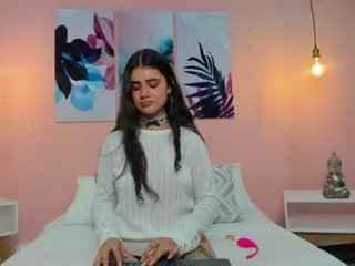 dasha_rodriguez cam girl loves when satisfy her nasty pussy hole in private live sex chat