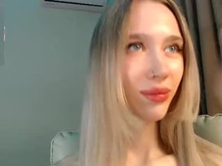 des_ch naked cam girl in private show will give you a real pleasure online