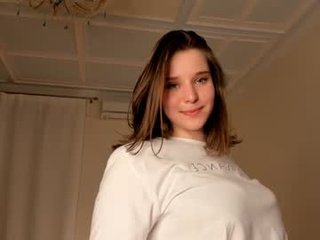 alice_banny naked teen cam babe loves kiss, licked slits and pink clits on a sex cam